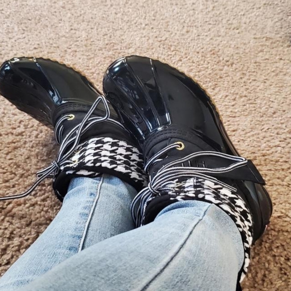 Tommy Hilfiger Black/Houndstooth Booties